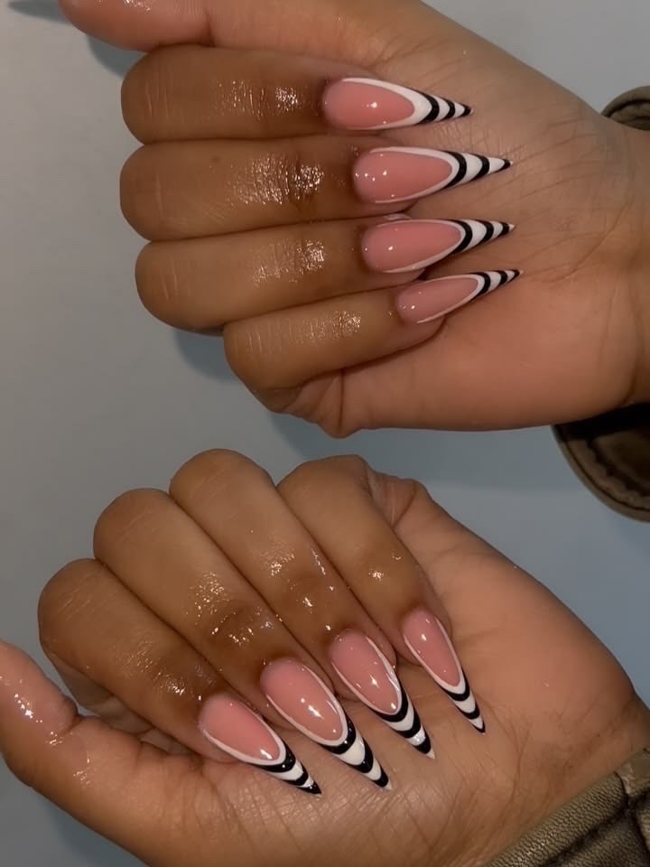 Featured nail set by Lux’dByP 3